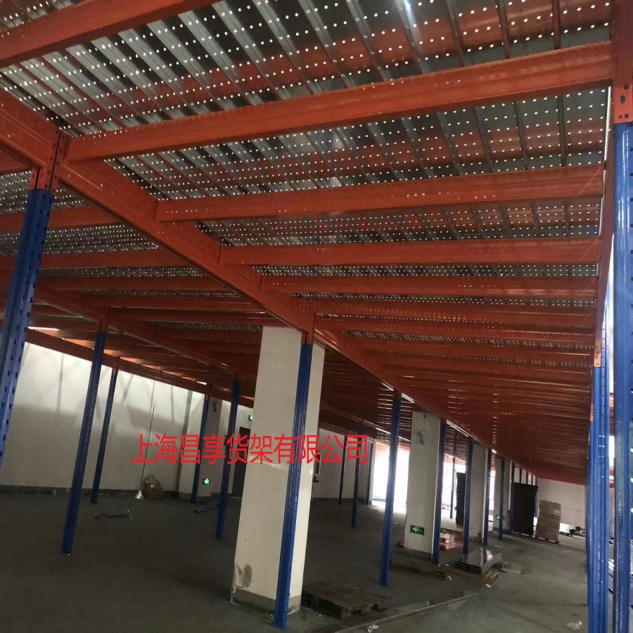 鋼平（píng）台（tái）